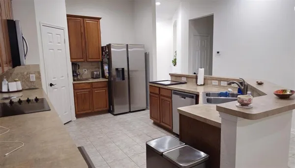 $480,000 | 3002 Manor Green Boulevard, Euless, TX 76039