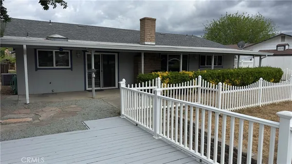 $2,000 | 13277 Anchor Village, Clearlake Oaks, CA 95423