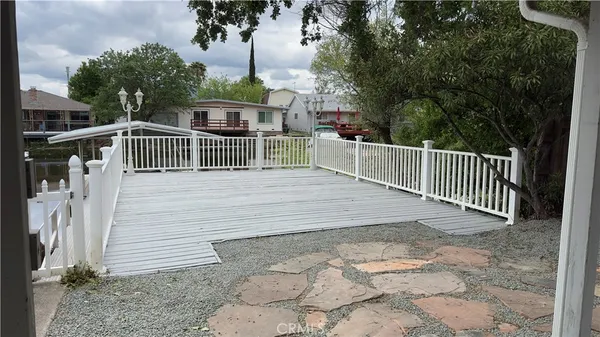 $2,000 | 13277 Anchor Village, Clearlake Oaks, CA 95423