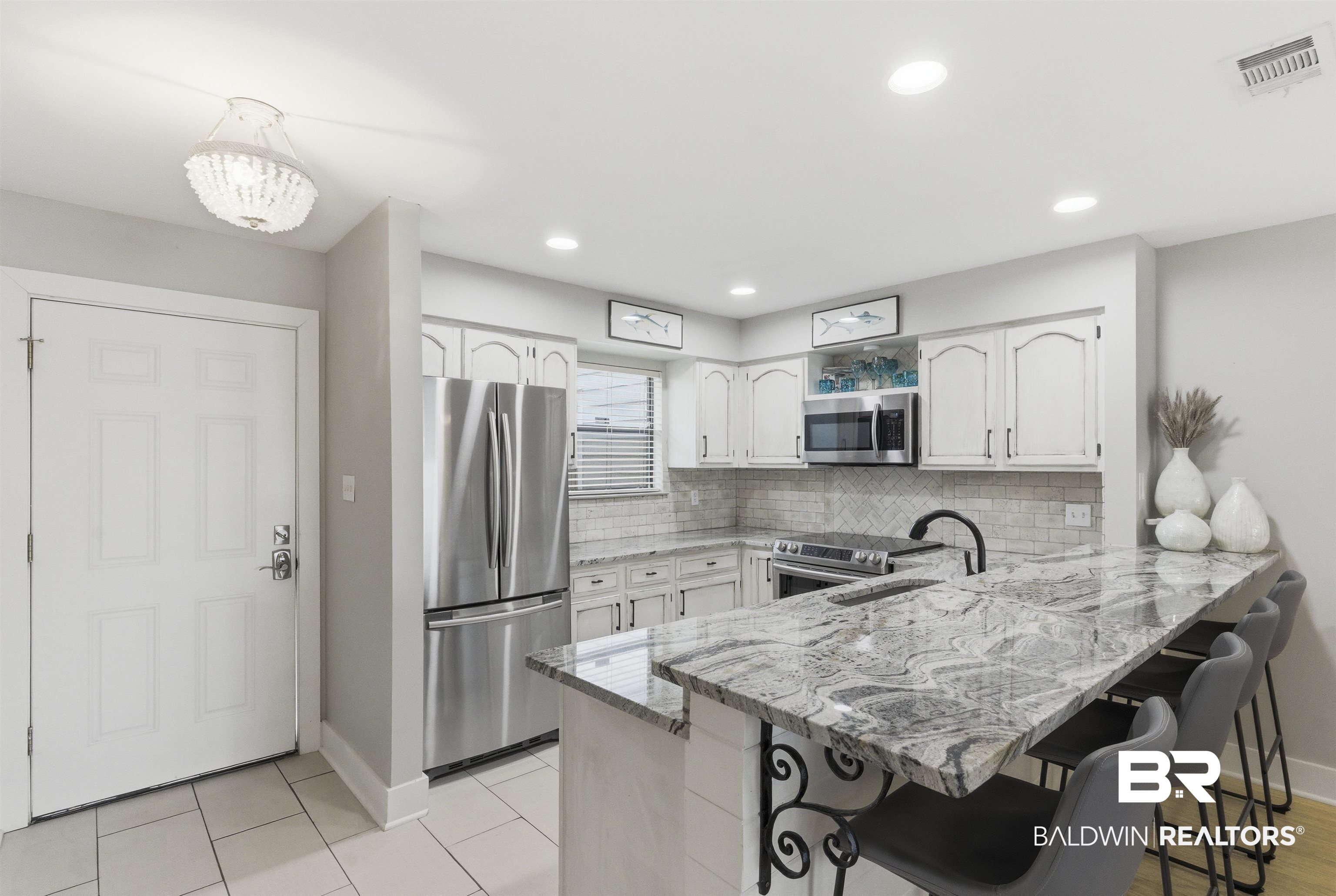 25861 Canal Road, Unit 84 Orange Beach, AL 36561 - Photo 4 of 25 Gallery Image 4
