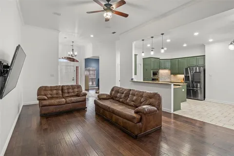 $490,000 | 364 Preakness Place Road, Van Alstyne, TX 75495