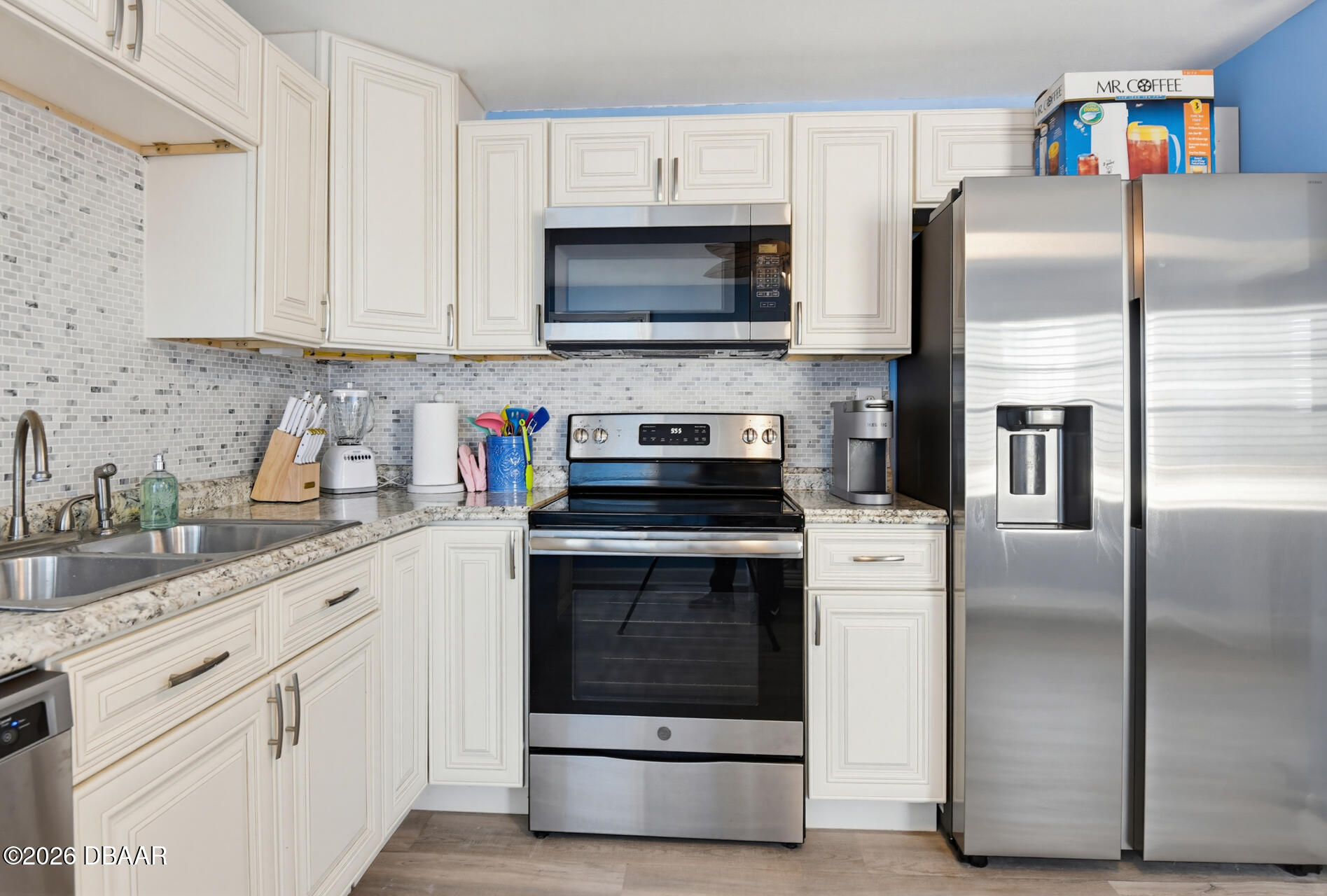 405 Wisteria Road Daytona Beach, FL 32118 - Photo 22 of 49 26