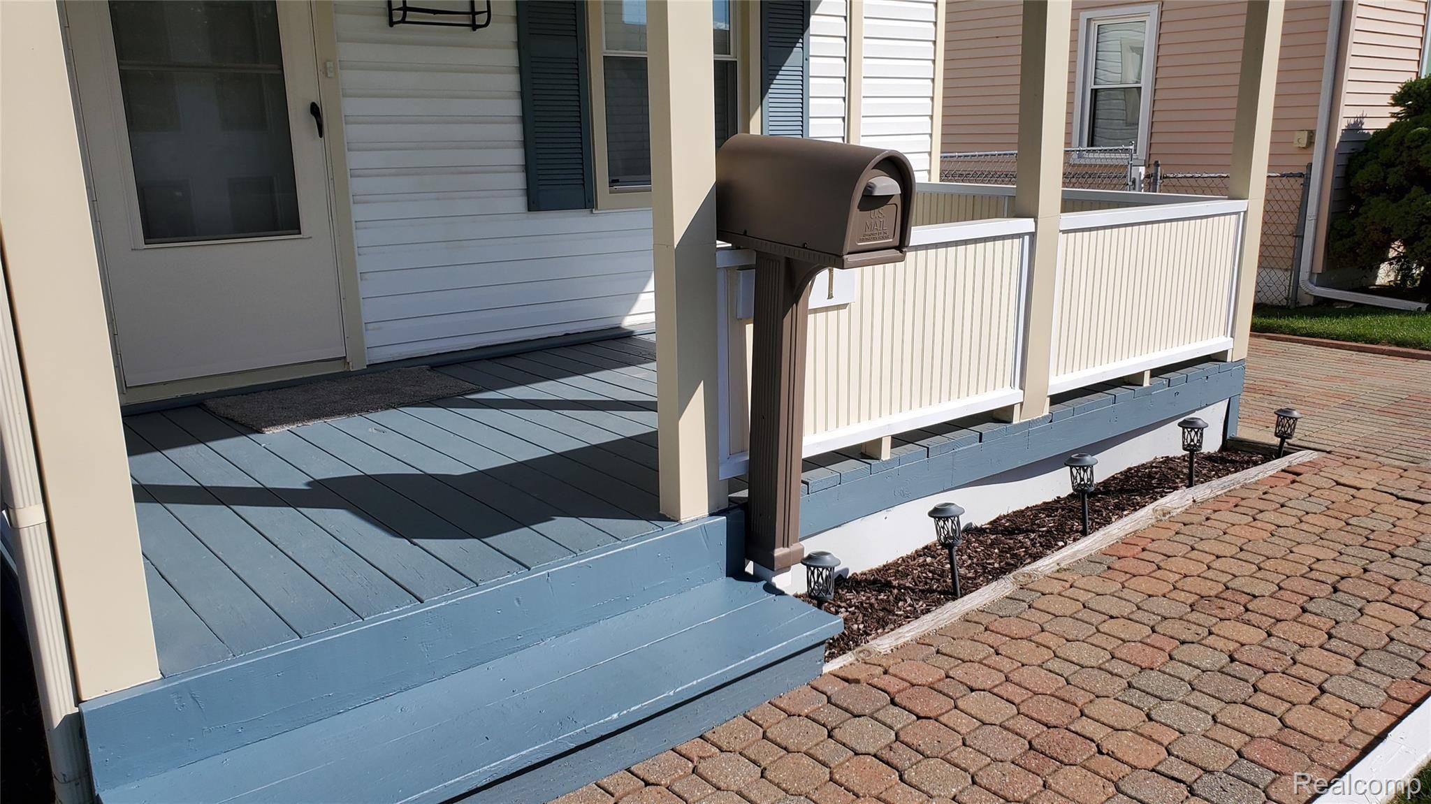 4171 Filbert Street Wayne, MI 48184 - Photo 4 of 33 20190923_154241.jpg