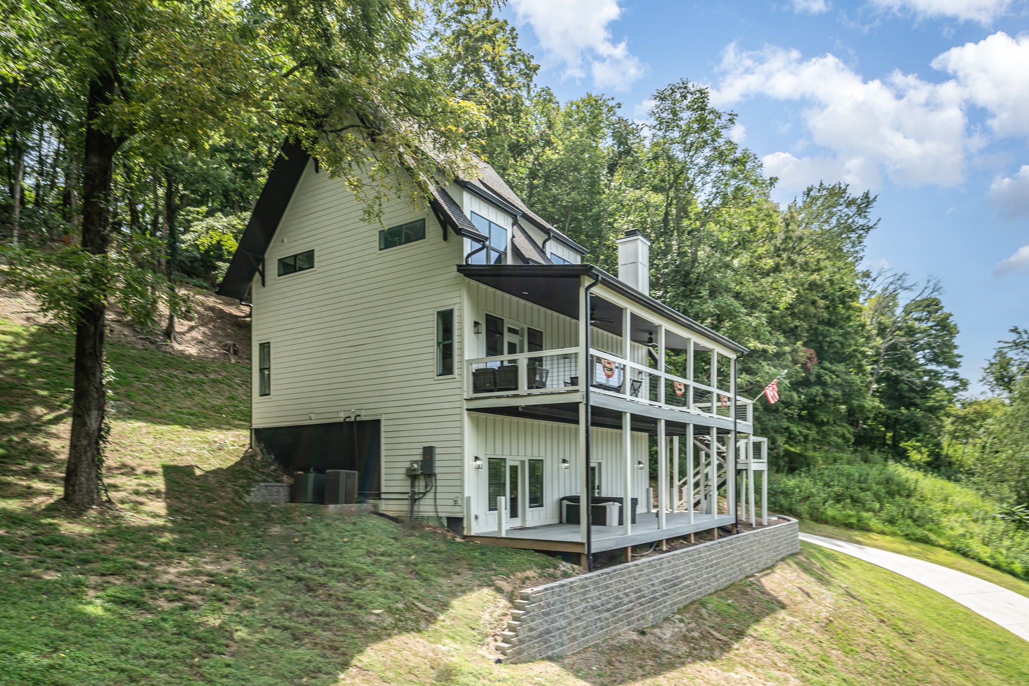 595 Harbor Point Road Silver Point, TN 38582 - Photo 5 of 49 a view of a house with a yard