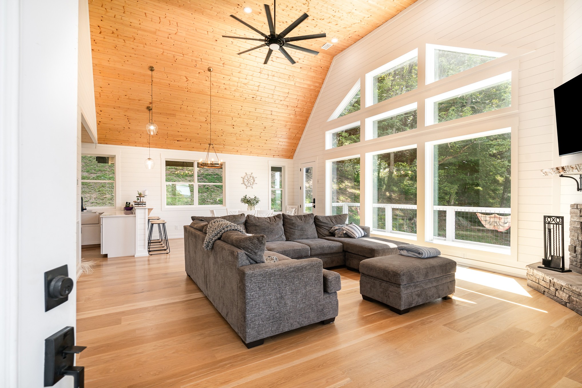 595 Harbor Point Road Silver Point, TN 38582 - Photo 6 of 49 a living room with furniture and a large window