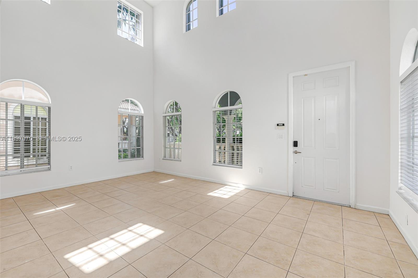 27381 Southwest 139th Place Homestead, FL 33032 - Photo 4 of 70