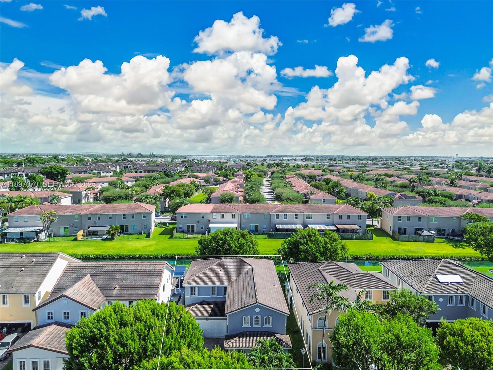 27381 Southwest 139th Place Homestead, FL 33032 - Photo 68 of 70 a view of a city