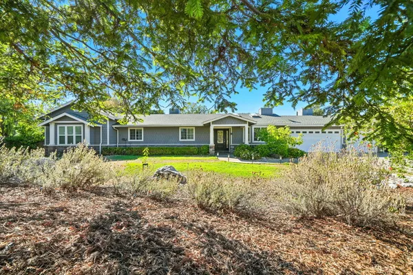 $699,000 | 1102 Hope Lane, Redding, CA 96003
