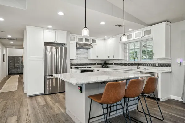 $699,000 | 1102 Hope Lane, Redding, CA 96003