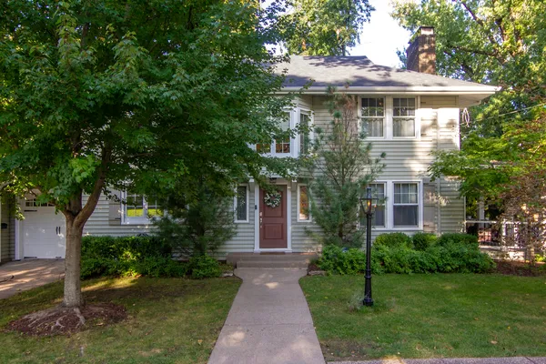 $359,000 | 315 Ridgewood Avenue, Davenport, IA 52803