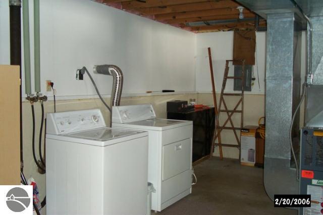 2174 Gary Road Traverse City, MI 49685 - Photo 6 of 9 1686650-5.JPG