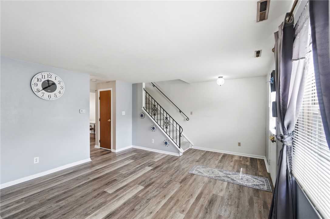 2939 Derr Road Springfield, OH 45503 - Photo 8 of 38