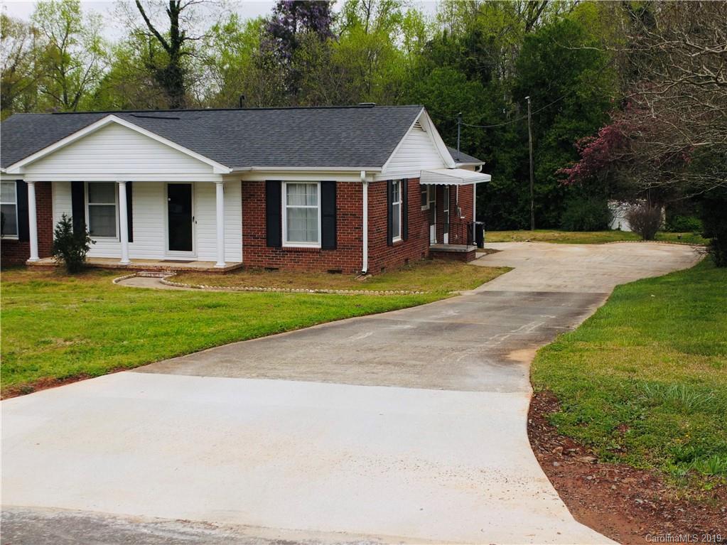 9104 Singingpine Road Charlotte, NC 28214 - Photo 3 of 33 Gallery Image 3