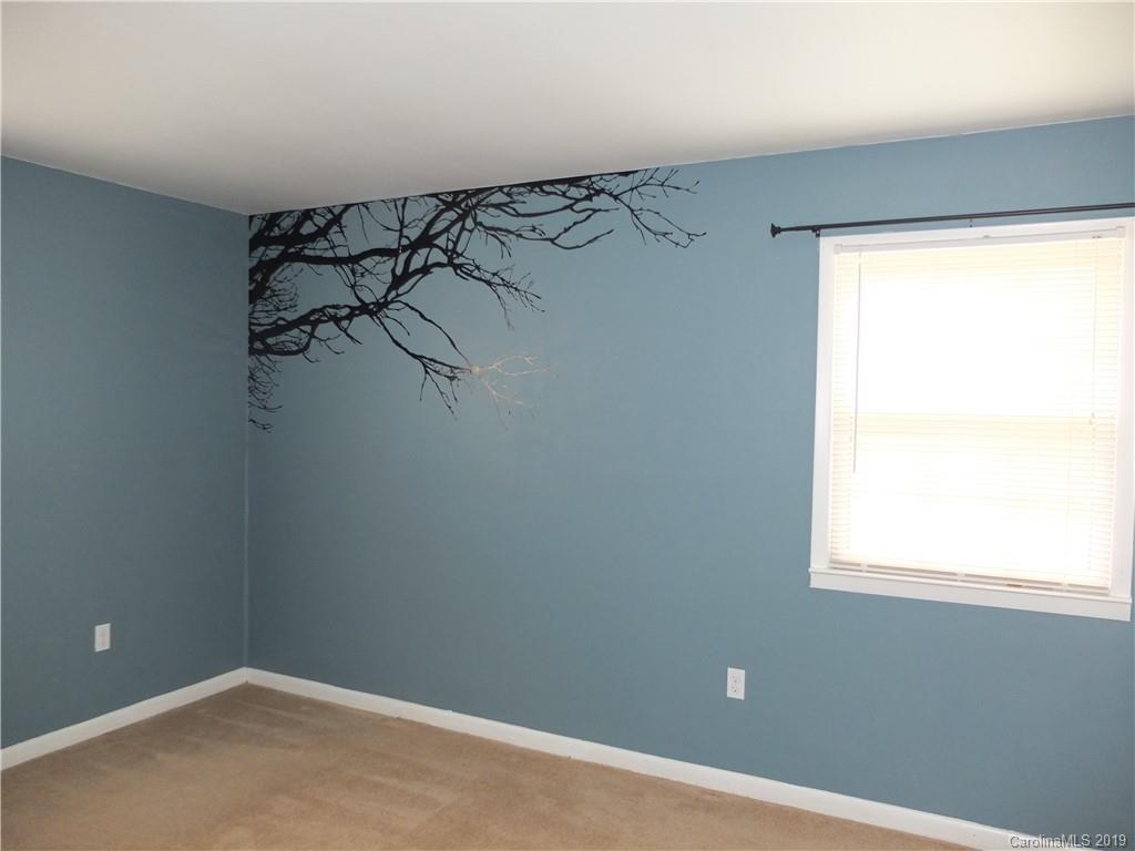 9104 Singingpine Road Charlotte, NC 28214 - Photo 24 of 33 Gallery Image 24