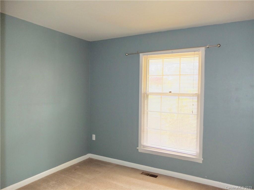 9104 Singingpine Road Charlotte, NC 28214 - Photo 25 of 33 Gallery Image 25