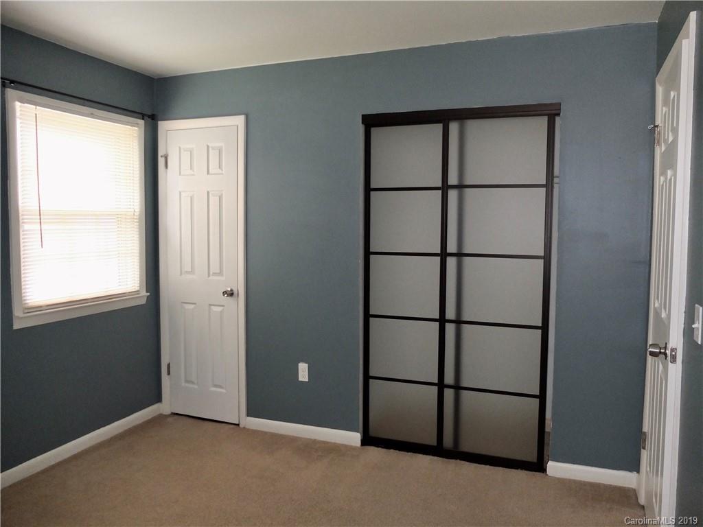 9104 Singingpine Road Charlotte, NC 28214 - Photo 26 of 33 Gallery Image 26