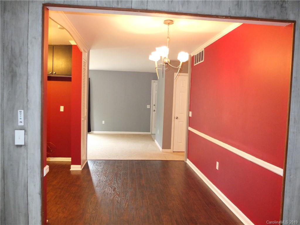 9104 Singingpine Road Charlotte, NC 28214 - Photo 7 of 33 Gallery Image 7