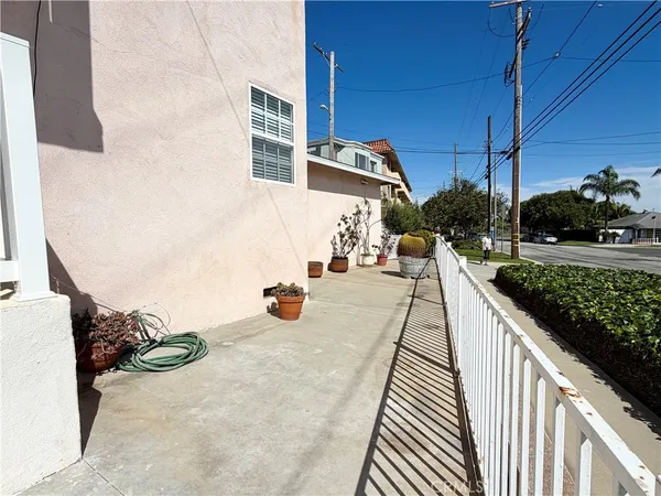 $1,825 | 982 West Hamilton Avenue, San Pedro, CA 90731
