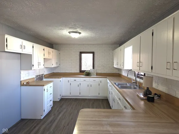 $199,000 | 212 West Burnside Avenue, Fairland, IN 46126
