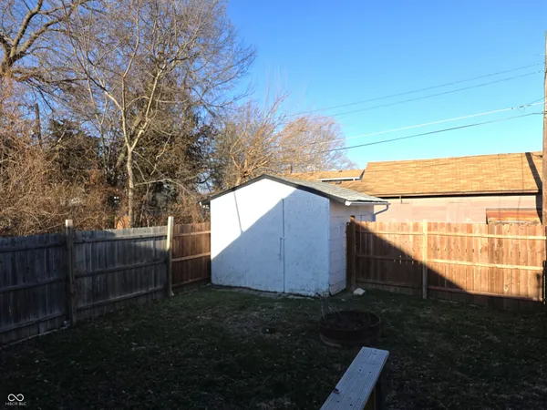 $199,000 | 212 West Burnside Avenue, Fairland, IN 46126