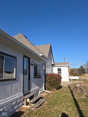 $199,000 | 212 West Burnside Avenue, Fairland, IN 46126