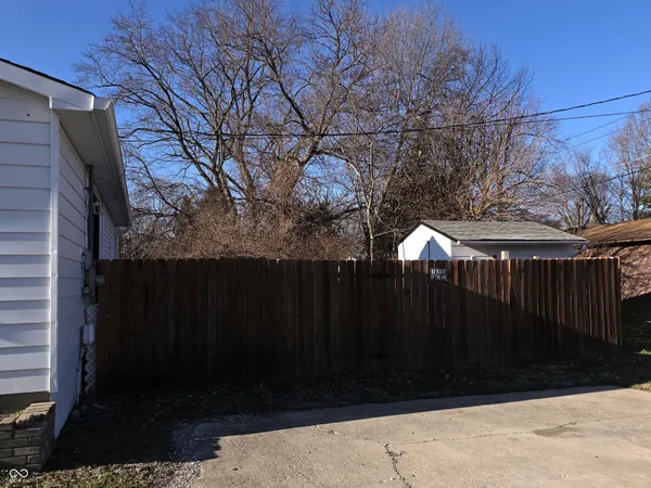 $199,000 | 212 West Burnside Avenue, Fairland, IN 46126