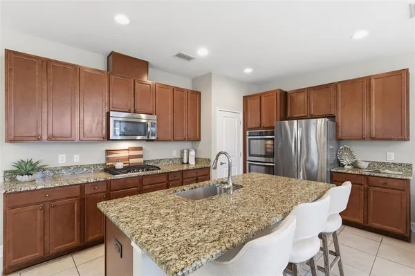 $565,000 | 29211 Perilli Place, Wesley Chapel, FL 33543
