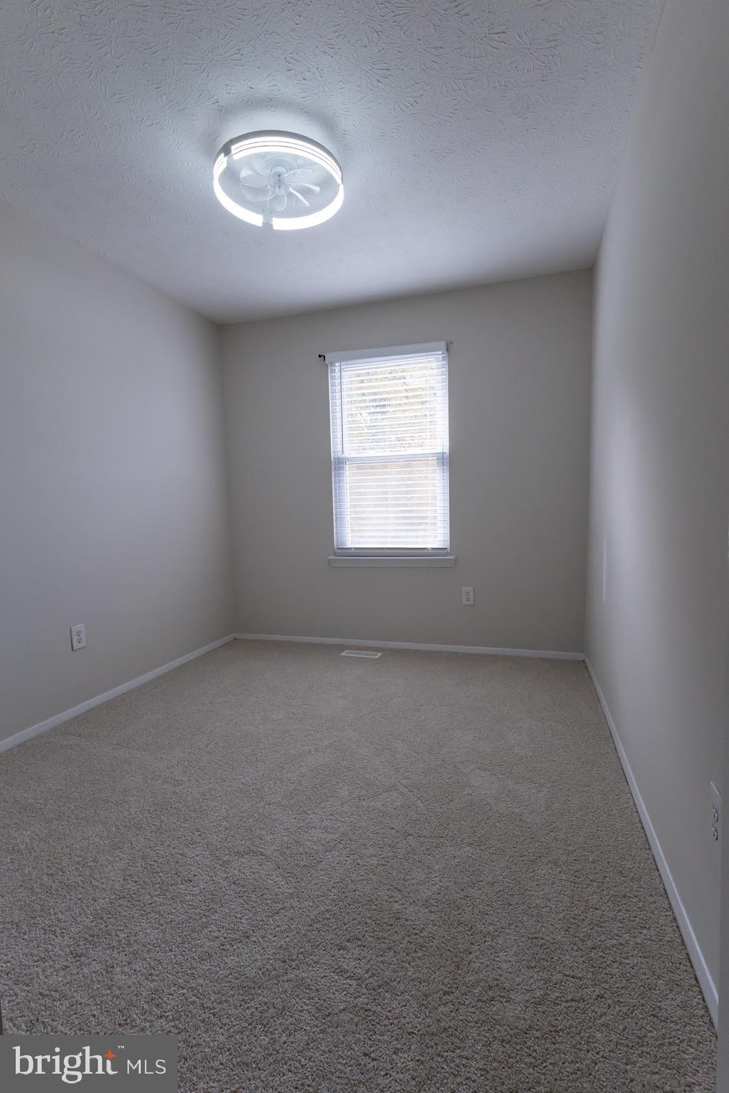 511 Kosoak Road Baltimore, MD 21220 - Photo 28 of 63 an empty room with a window