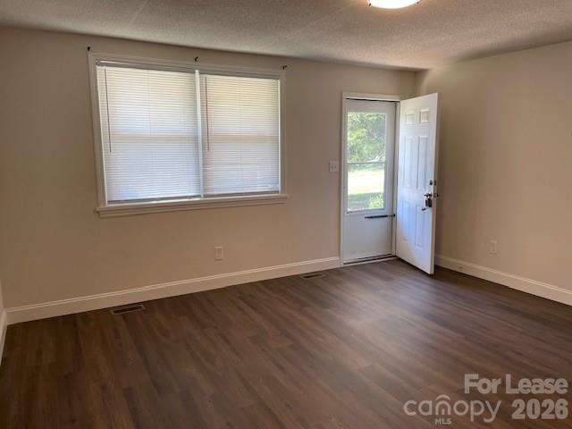 802 Spencer Road Conover, NC 28613 - Photo 2 of 8