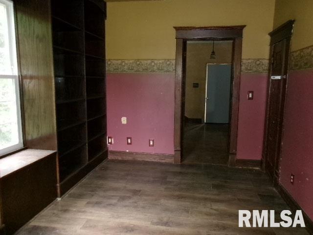 100 Main Street Ellisville, IL 61431 - Photo 11 of 22