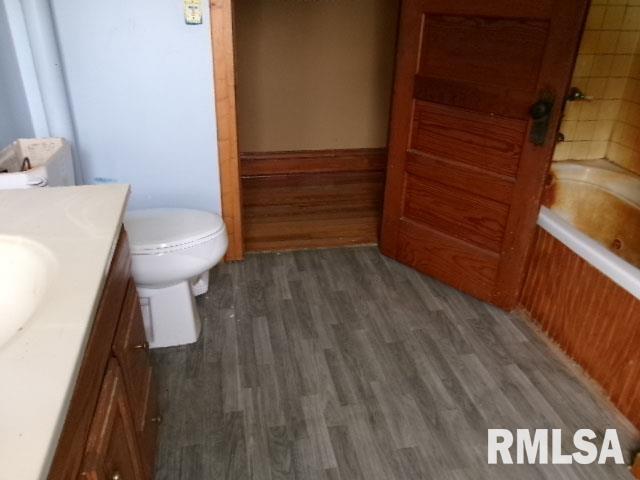 100 Main Street Ellisville, IL 61431 - Photo 16 of 22