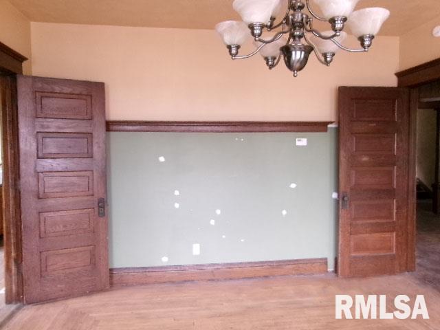 100 Main Street Ellisville, IL 61431 - Photo 7 of 22