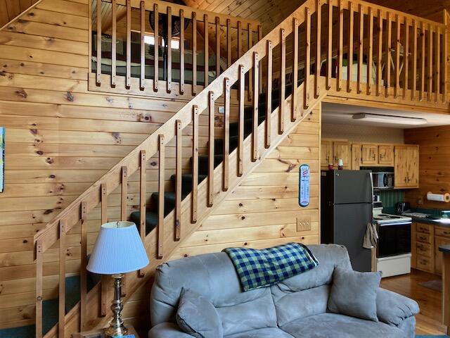 16640 Steinberg Road Wellston, MI 49689 - Photo 17 of 32 IMG_9675
