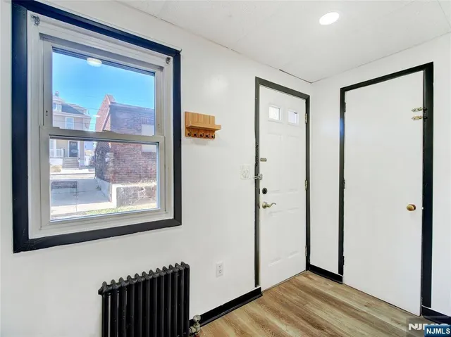 $2,450 | 1761 Teaneck Road, Teaneck, NJ 07666