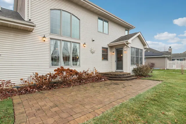 $419,900 | 1787 Kingtree Drive, Morris, IL 60450