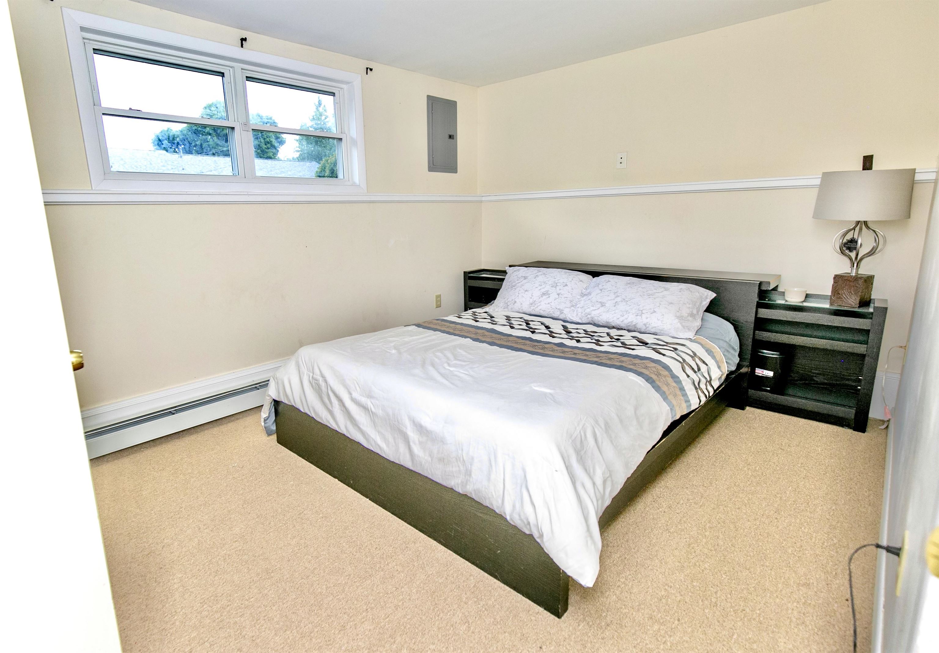 32 Cox Street Nashua, NH 03064 - Photo 14 of 26