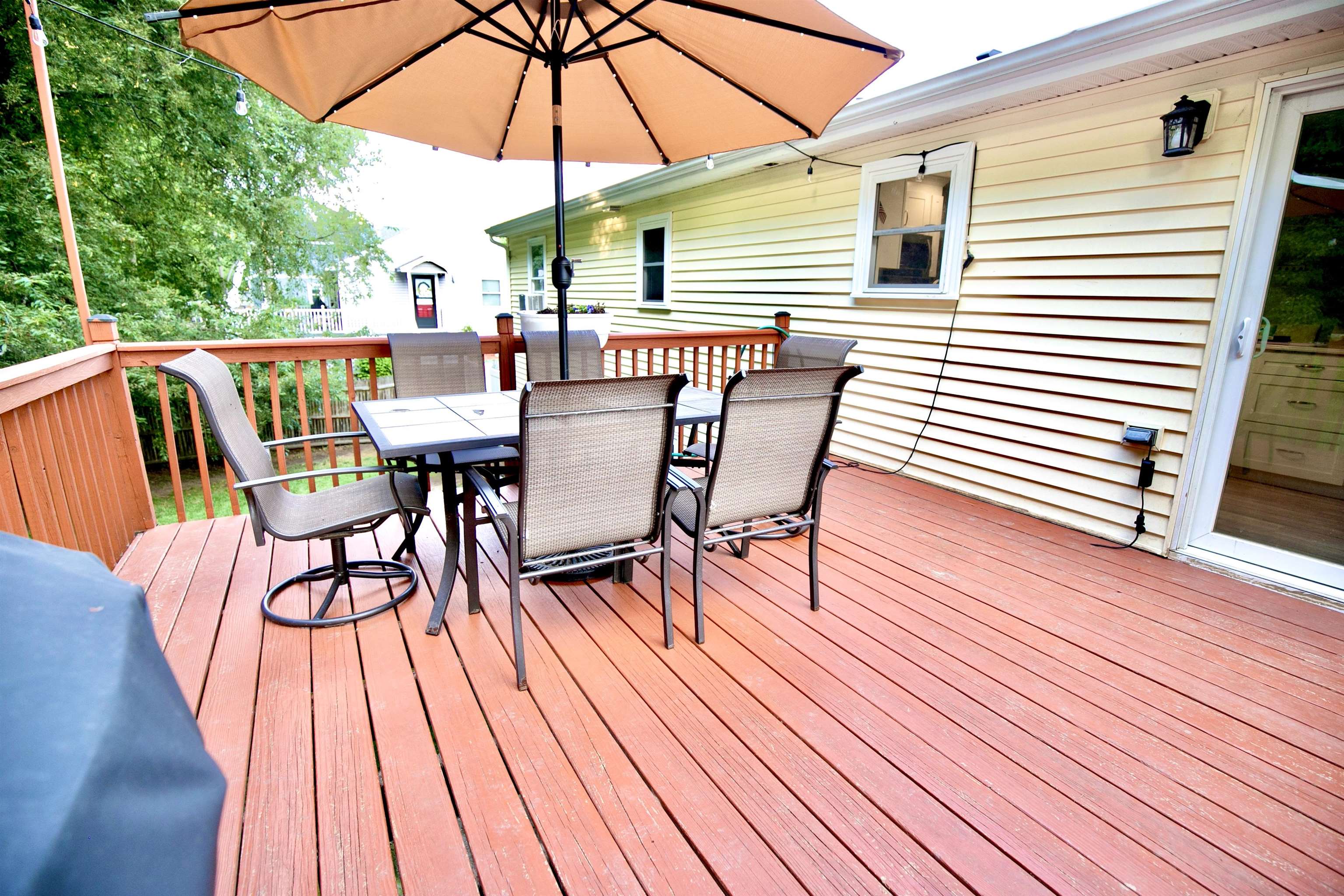 32 Cox Street Nashua, NH 03064 - Photo 16 of 26