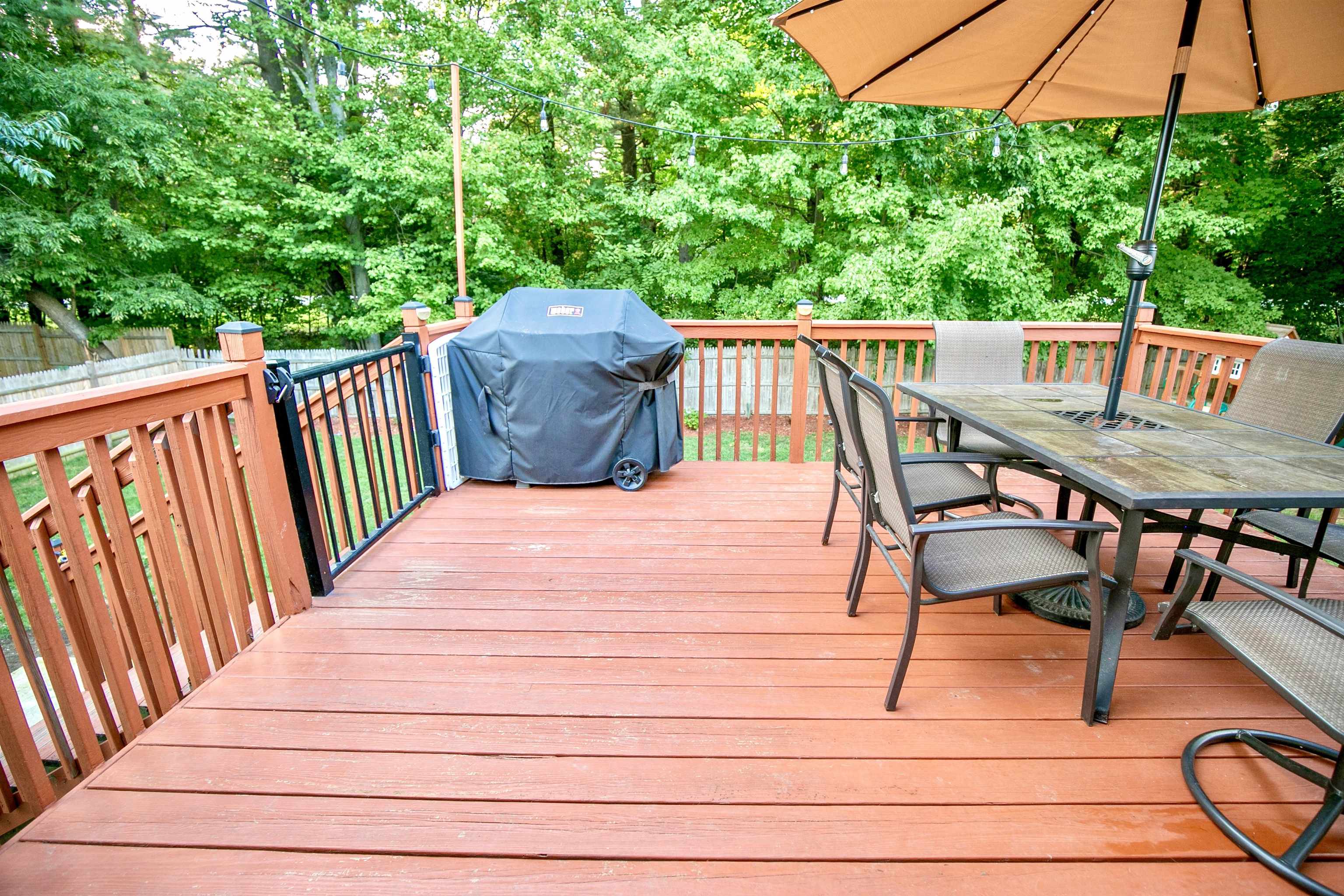 32 Cox Street Nashua, NH 03064 - Photo 17 of 26