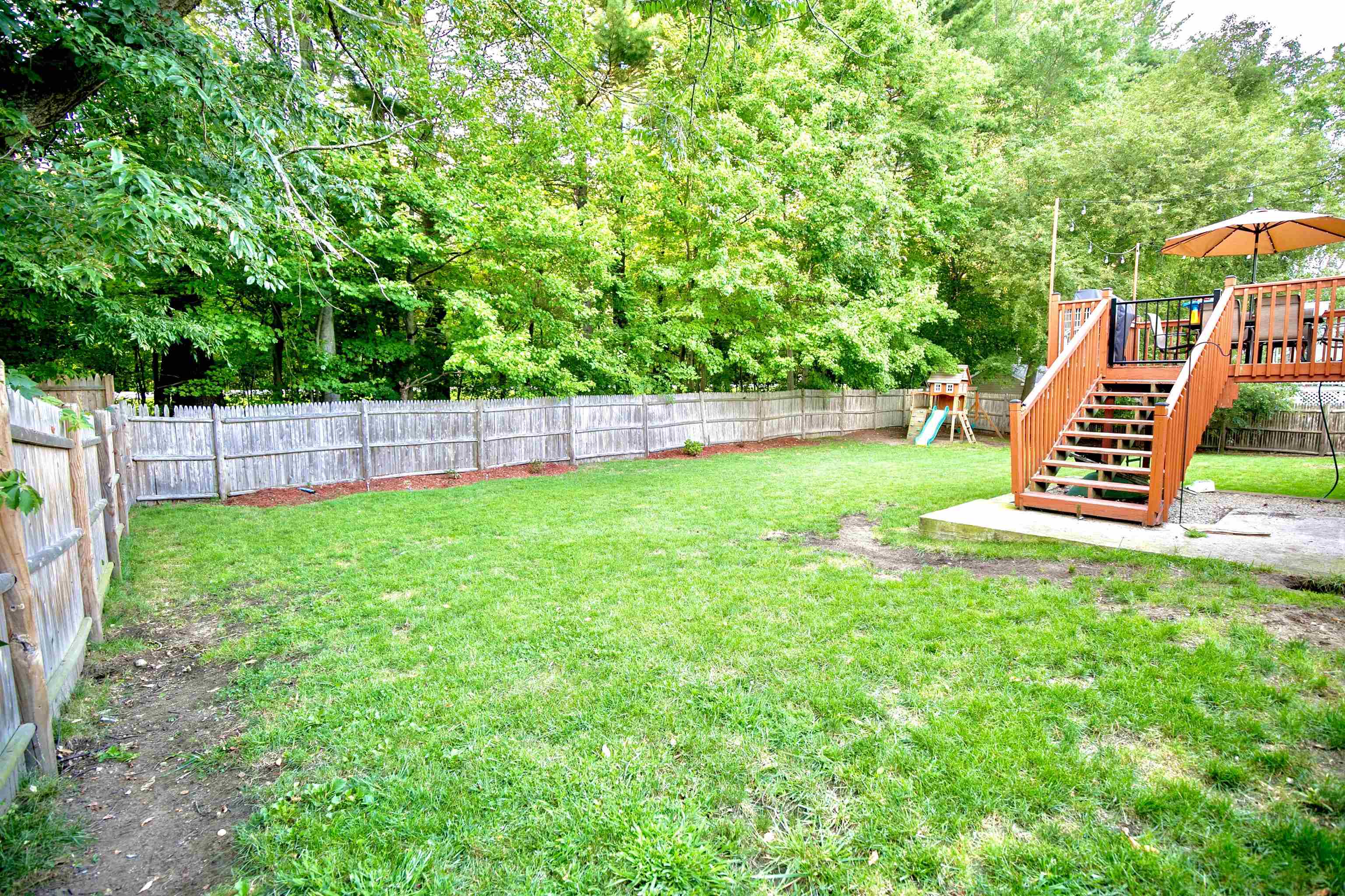 32 Cox Street Nashua, NH 03064 - Photo 18 of 26