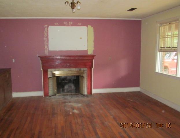 207 Shannon Road Walterboro, SC 29488 - Photo 2 of 18 015