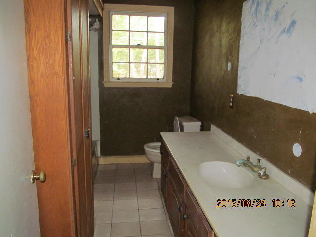 207 Shannon Road Walterboro, SC 29488 - Photo 6 of 18 017