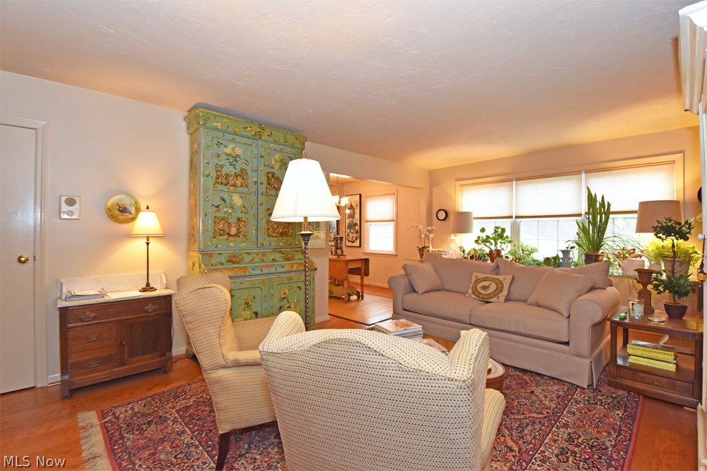 20301 Shelburne Road, Unit 4A Shaker Heights, OH 44118 - Photo 4 of 17 Gallery Image 4