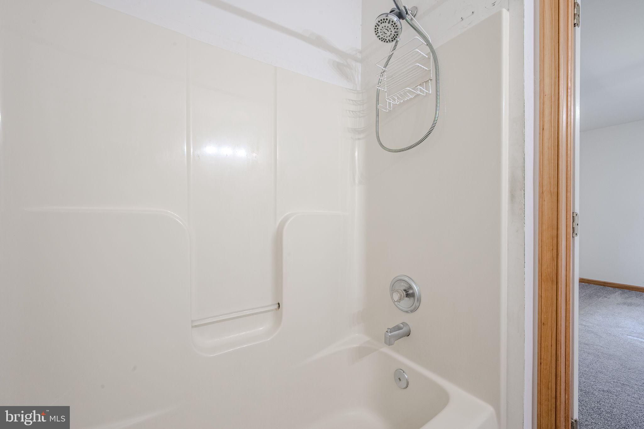 6 Windsor Court Elkton, MD 21921 - Photo 24 of 37 a bathroom with a bath tub with white shower