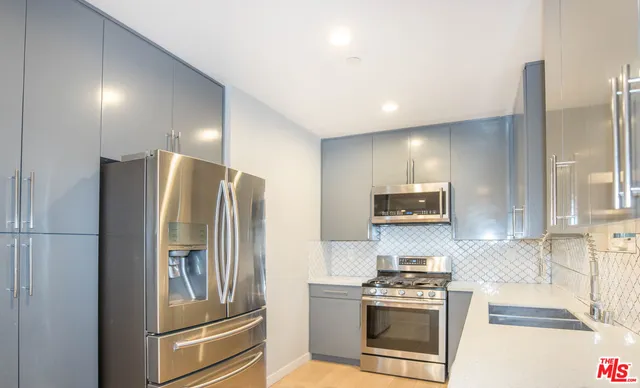 $3,995 | 6546 La Mirada Avenue, Unit 6548, Los Angeles, CA 90038