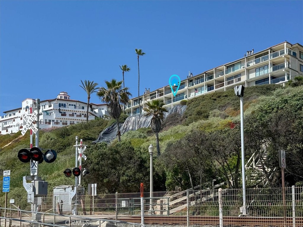 410 Corto Lane, Unit 9 San Clemente, CA 92672 - Photo 48 of 50 a view of a building