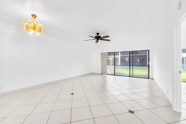 $2,000 | 153 West Laurel Drive, Unit 1003, Margate, FL 33063