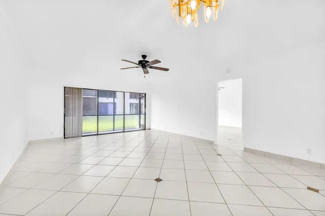 $2,000 | 153 West Laurel Drive, Unit 1003, Margate, FL 33063