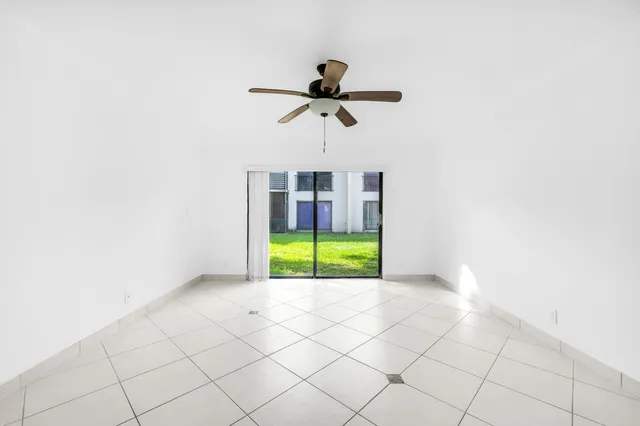 $2,000 | 153 West Laurel Drive, Unit 1003, Margate, FL 33063