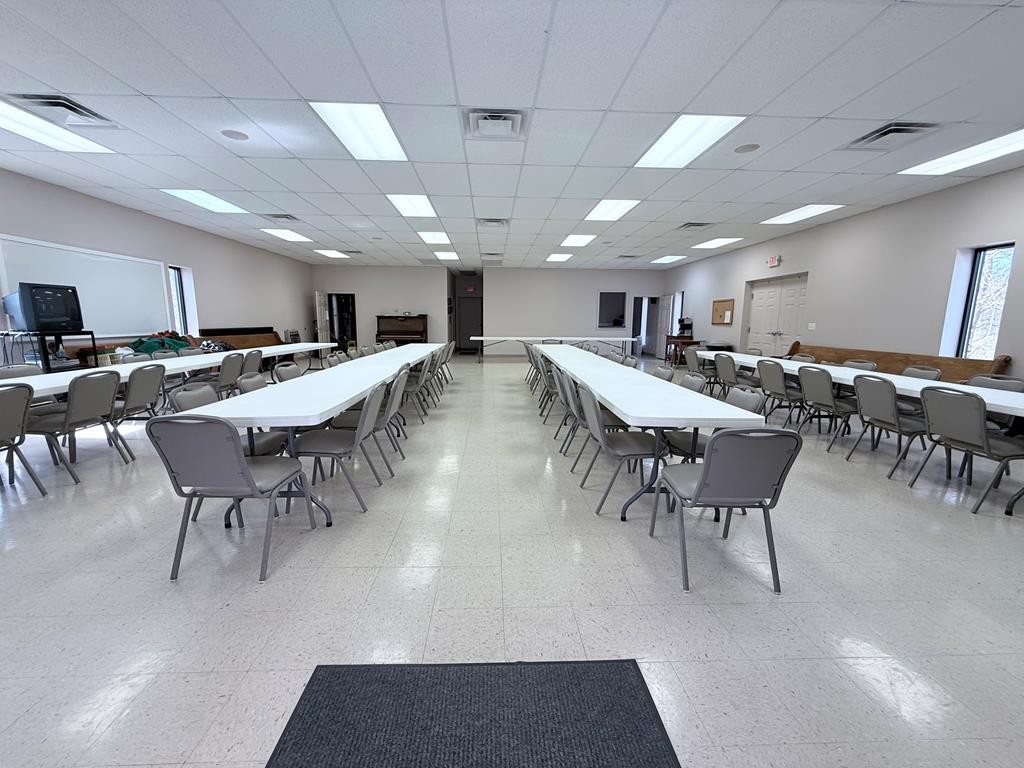 10926 Lafayette Road Herndon, KY 42236 - Photo 25 of 42 a view of a dining area with furniture