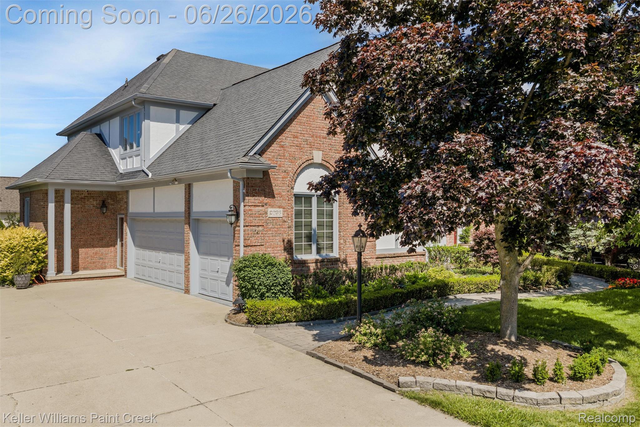 2036 Hickory Trail Drive Rochester, MI 48309 - Photo 3 of 77 64-2036 Hickory Trail Dr - Aerial 0004.jpg